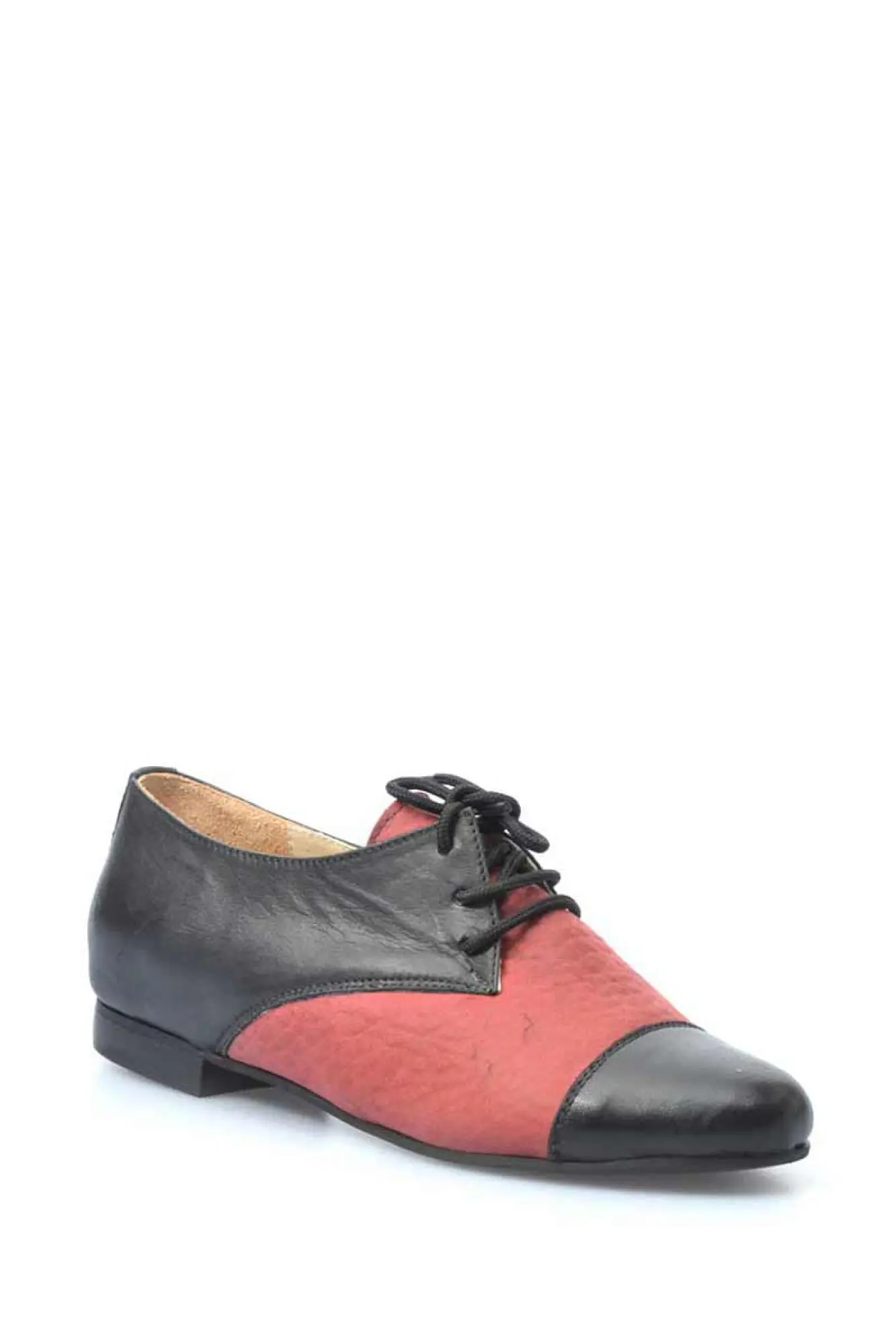 Zapatos de gamuza y cuero: La combinación perfecta - Los zapatos de gamuza combinan con los pantalones de cuero zapato gamiza negtp vombinado com cueroi - Los zapatos de gamuza combinan con los pantalones de cuero