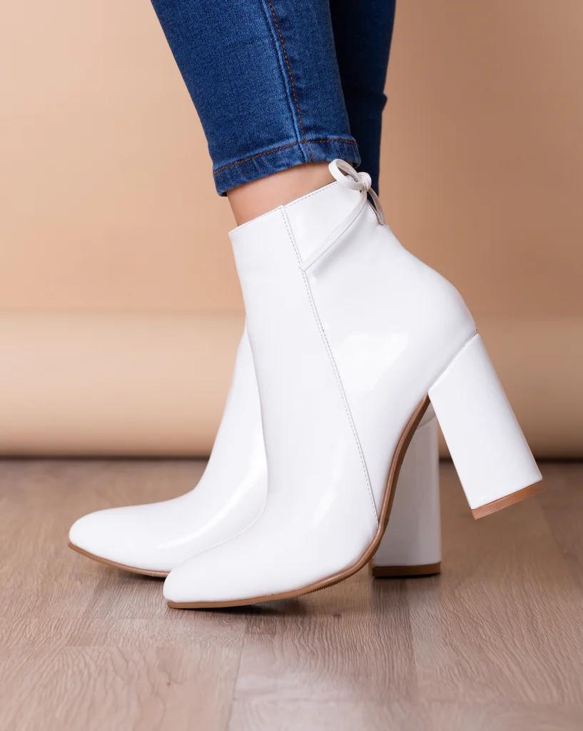 Botas Blancas de Charol: Guía Definitiva de Compra y Estilo - Qué es charol blanco botas blancas de charol - Qué es charol blanco