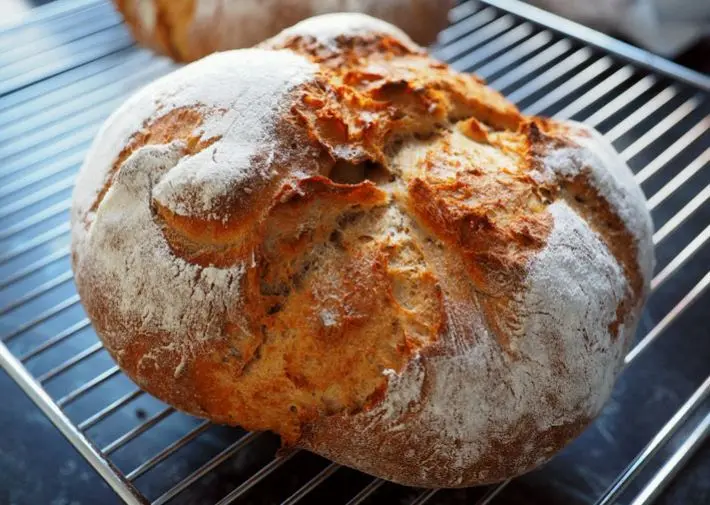 <b>Pan Figasa Zapatilla:</b> Una Mirada a su Interior - Qué materiales se utilizan para la elaboración del pan pan figasa zapatilla - Qué materiales se utilizan para la elaboración del pan