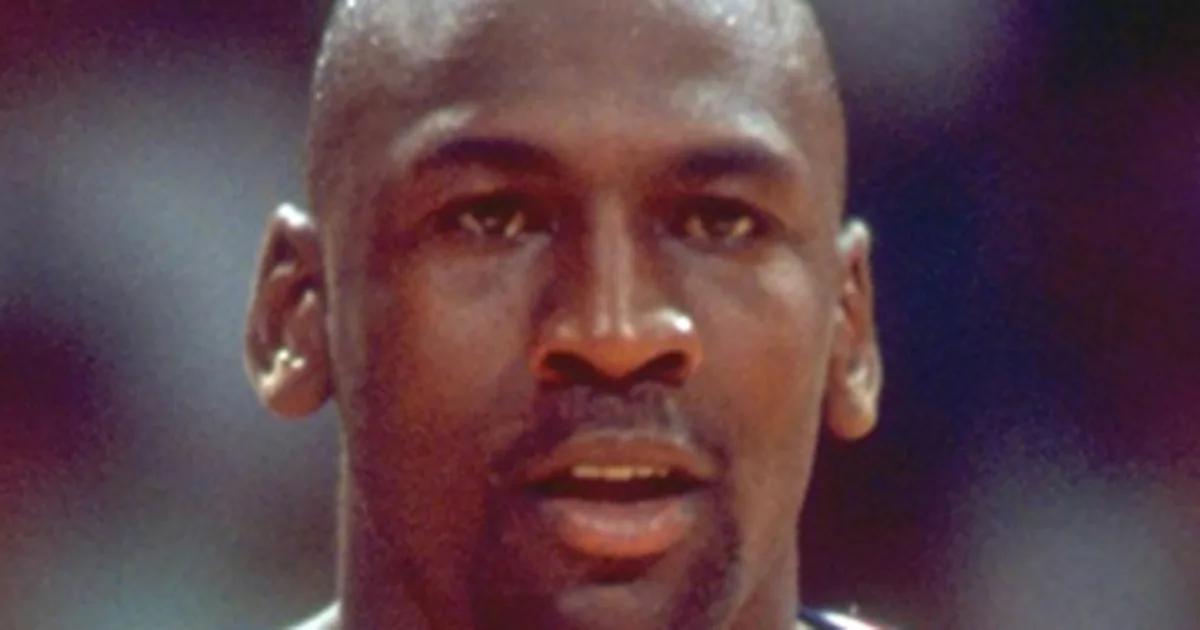 michael jordan número de zapato - Qué número utiliza Michael Jordan