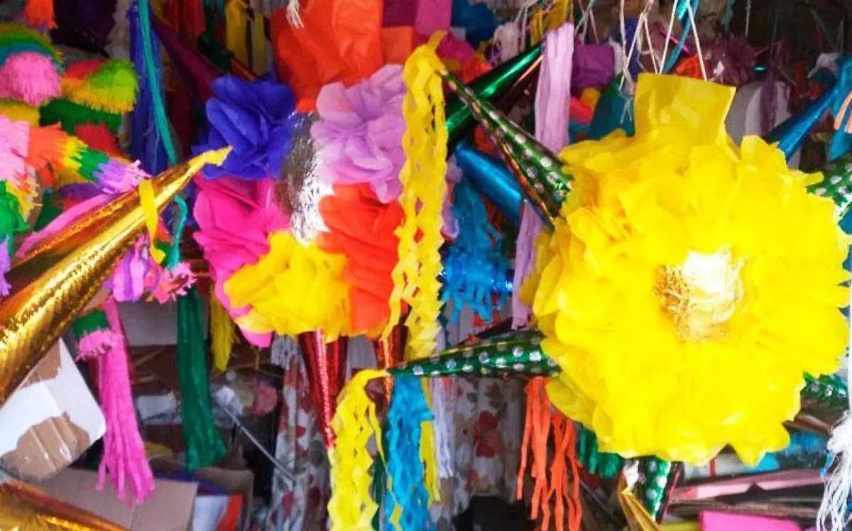 Cómo hacer una piñata número 1 con caja de zapato - Qué se necesita para hacer una piñata tradicional como hacer una pinata numero uno con caja de zapato - Qué se necesita para hacer una piñata tradicional