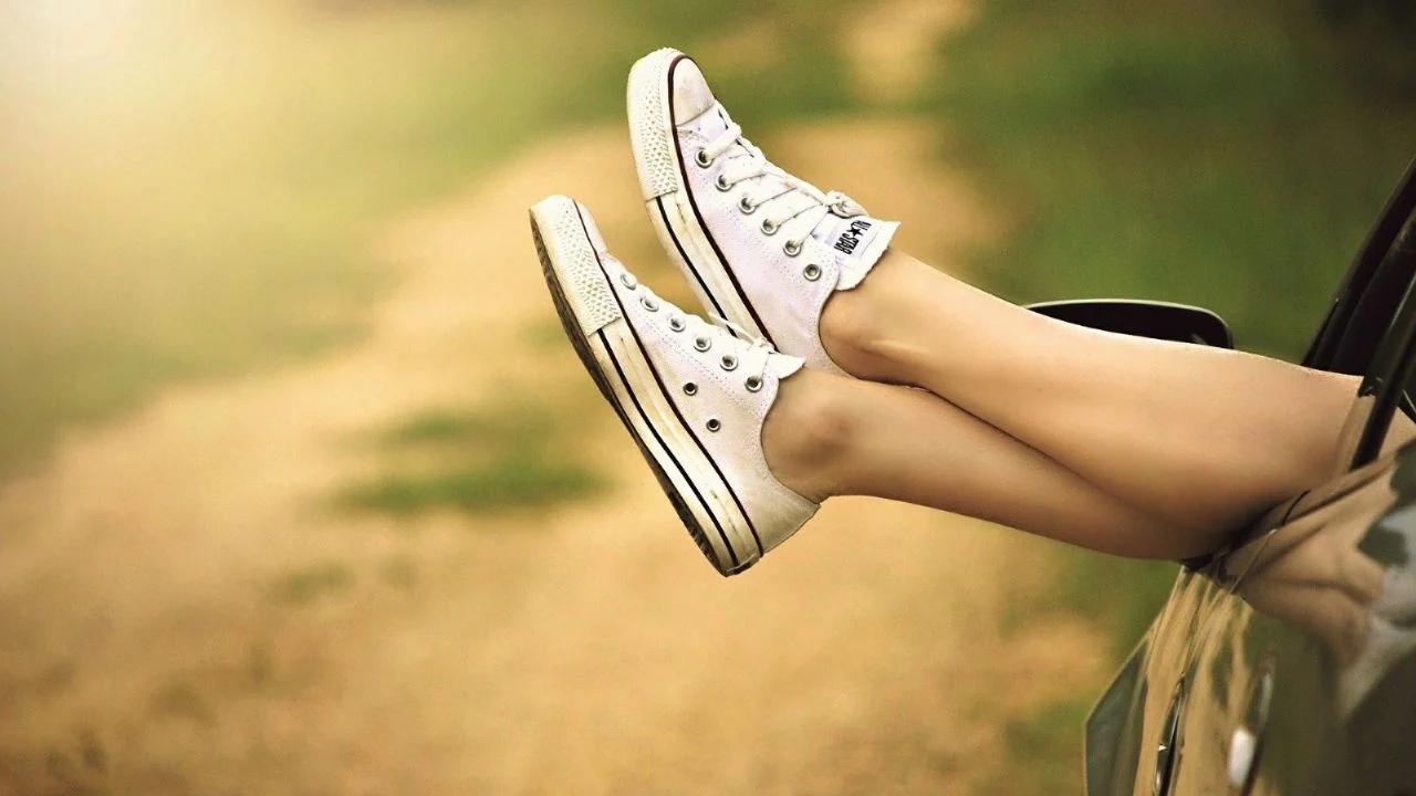Soñar con Botas Azules: Interpretación y Significado Completo - Qué significa soñar con zapatillas azules soñar bota azules - Qué significa soñar con zapatillas azules